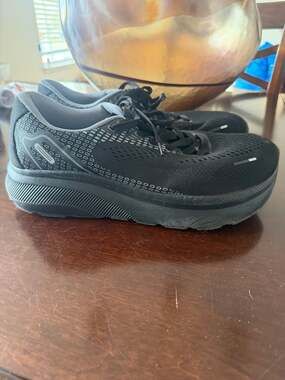 JACKSHIBO Wide Toe Box Athletic Running Shoes Black